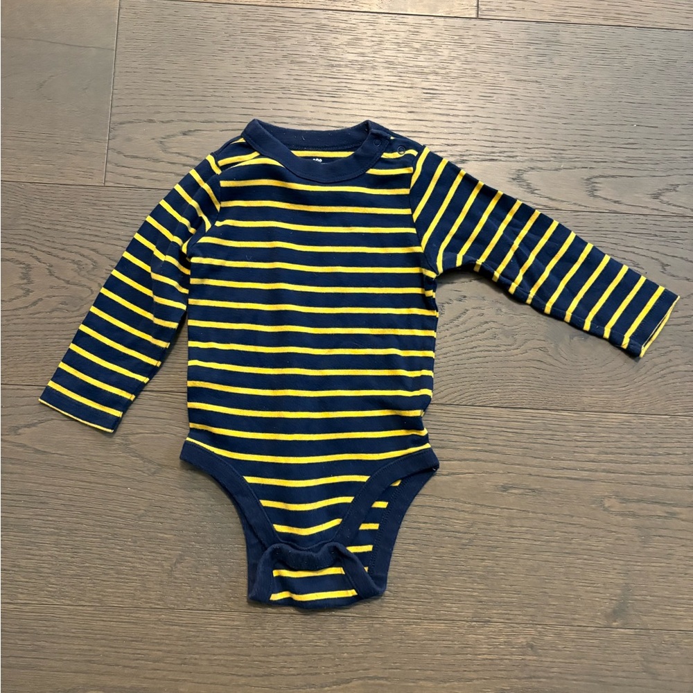 Old navy boys striped cotton long sleeve onesie 18-24M NWT